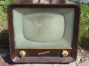 Първият български телевизор Опера 1