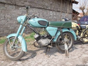 Мотоциклет Балкан 75