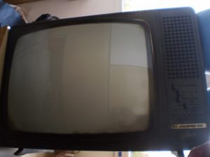 Телевизор София`83 + схема и ръководство