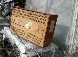 продавам-лампов-телевизор