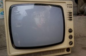 Български телевизор Респром Т3101 + схема и упътване
