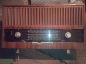 старо-радио-melodira-15r
