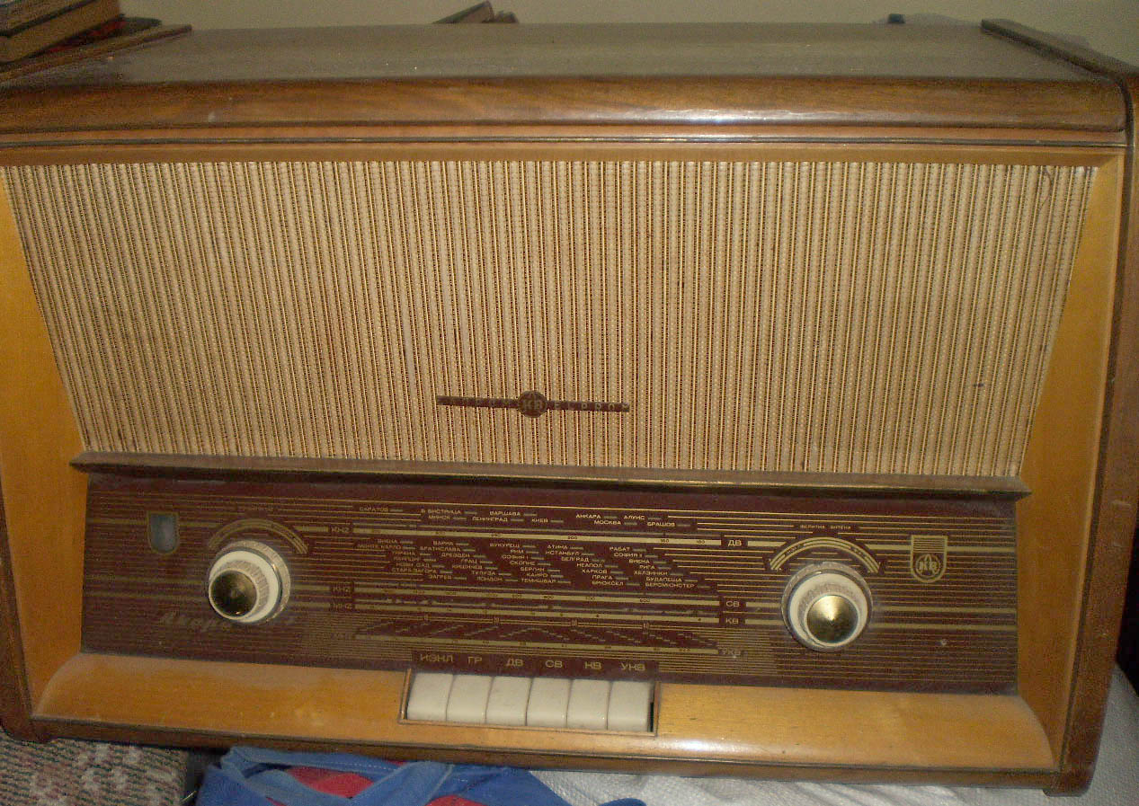 1960-Първият-радиограмофон-Акорд-схема-и-ръководство