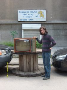 антон-оруш-телевизори
