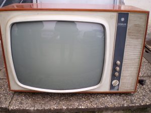 Телевизор-София-59-една-идея-по-странен...