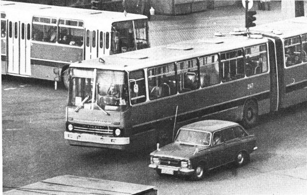 Какви са автобусните проблеми на София през 1983 г. – ==> SANDACITE BG <==  Българският портал за стара техника