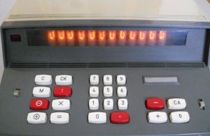 Български калкулатор Елка 22