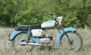 Каране на мотоциклет преди 60 години Karane na motociklet predi 60 godini