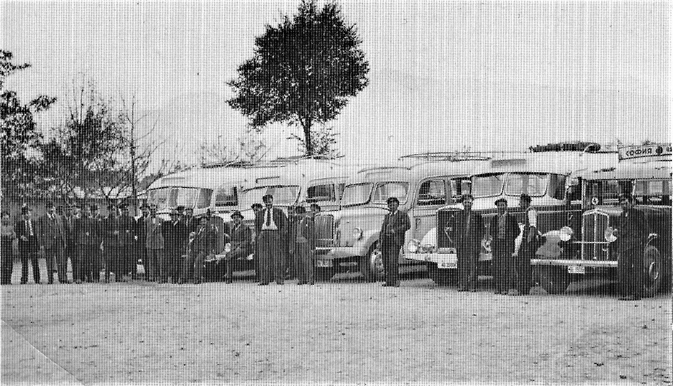 Технически преглед на автомобили в Инеженерната фабрика в София, 1930-те г.